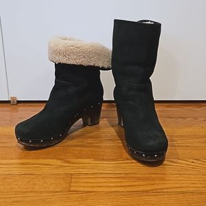 UGG Black Suede Leather Sherpa Boots Wood Heel Platform Women's Size 9